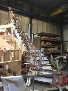 Trap van Wengé hout in ontwikkeling